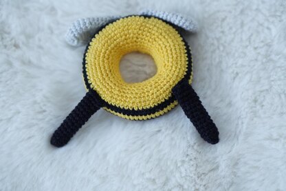 Bee stacking toy