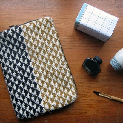 Case for 13 inch laptop - knitting pattern