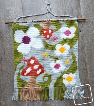 'Shrooms and Blooms Wall Hanging