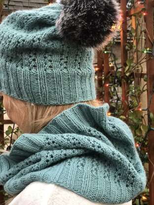 Zephyr Hat & Cowl Set