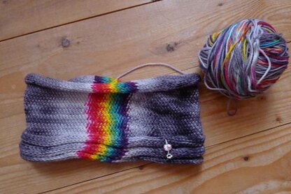 Rainbow Cowl