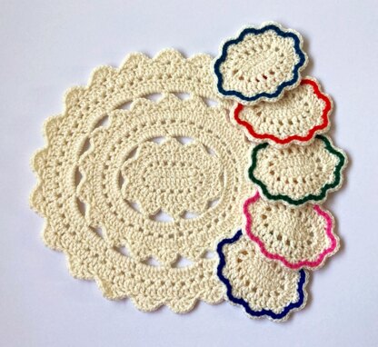 Oval placemat and coaster set by HueLaVive