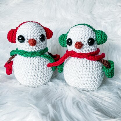 Baby Luna Snowman Amigurumi