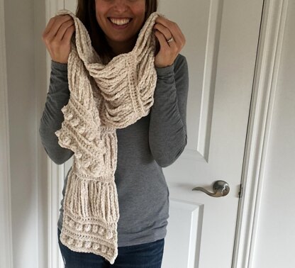 Womens Crochet Scarf Pattern: Velvety Clouds Scarf