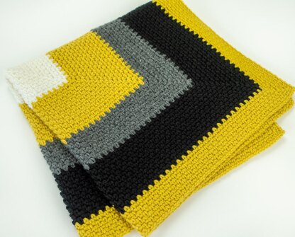 Bee Square Infinity Moss Square Crochet Blanket