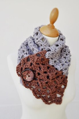 Lacy Crochet Cowl