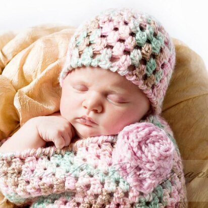 Newborn Bunting and Hat (with optional Flower)