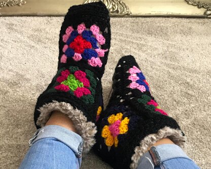 Snuggs - granny square slipper boots