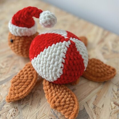 Christmas candy turtle crochet pattern, PDF, amigurumi peppermint candy turtle tutorial