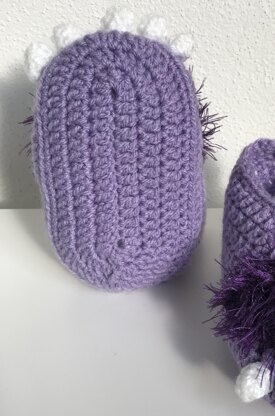 Crochet hot sale monster slippers