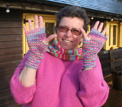 Helen's Retro Mittens