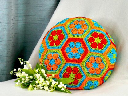 Multicolor round pillow with African Flowers