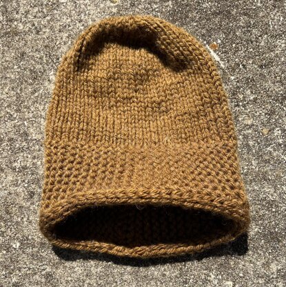 Old Time Winter Hat -- a loom knit pattern