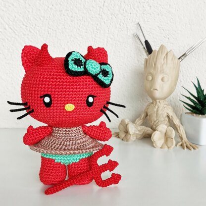 Hello Kitty Dolls · A Cat Plushie · Crochet and Amigurumi on Cut Out + Keep