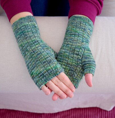 Valley View Fingerless Mitts