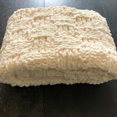 Easy & Quick Chunky Basketweave Baby Blanket