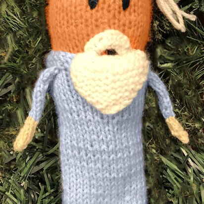 Spirit of Christmas Kevin Carrot soft toy doll - knitting pattern