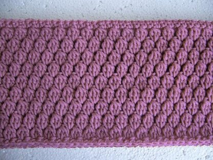 Cluster Stitch Cowl