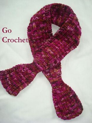 Raspberry Knit Ascot