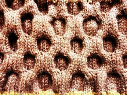 The Honeycomb - The Cowl Neckwarmer