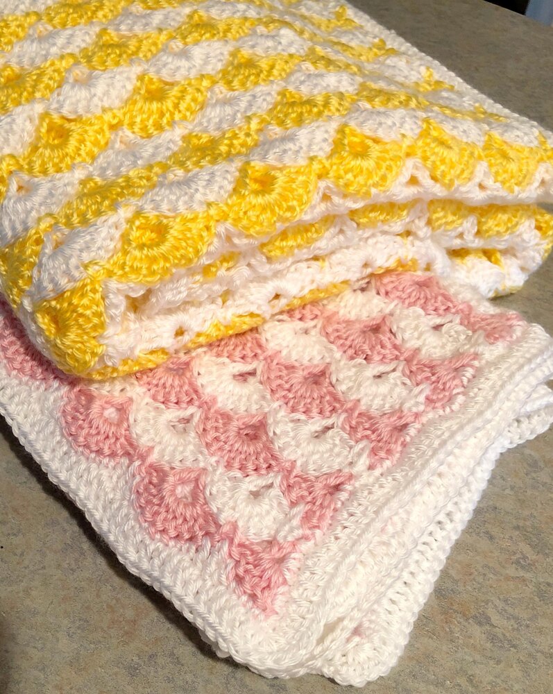 Lacy shell best sale crochet baby blanket