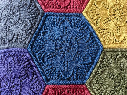 Blooming Hexagons Worsted
