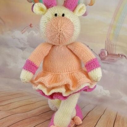 MooMoo in a TuTu - knitting pattern
