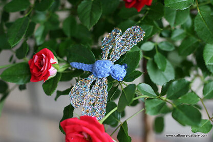 "75 Birds, Butterflies and Beautiful Beasties to Knit and Crochet"