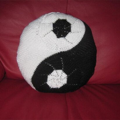 Yin-Yang Pillow or Placemat