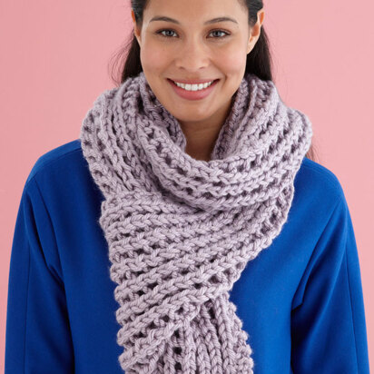 Misty Lace Scarf in Lion Brand Hometown USA - L20136