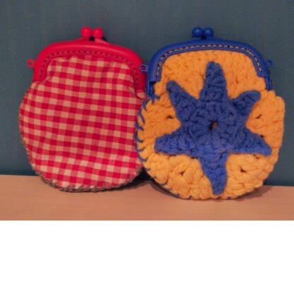 Wallet with crocheted applications (2 models)