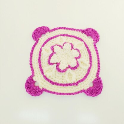 Amethyst Flower Granny Square