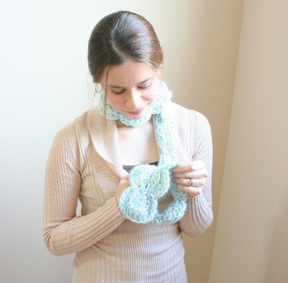 A12 Clamshell Scarf