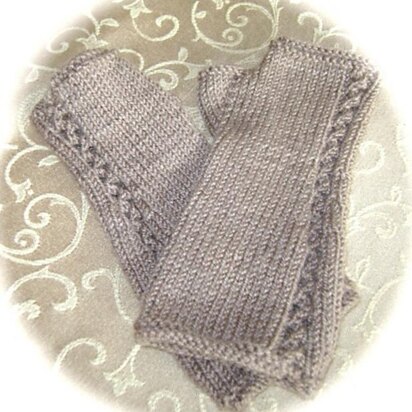 ELEGANT FINGERLESS GLOVES - knitting pattern