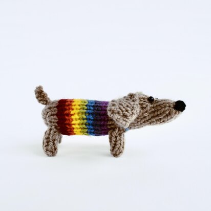 Small Sausage Dog - knitting pattern