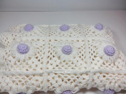 Lilac Daisy Baby blanket