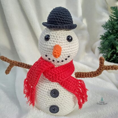 Seth the Snowman - UK Terminology - Amigurumi