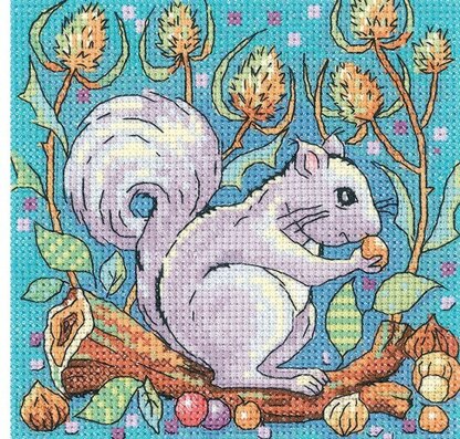 Heritage Grey Squirrel, 14 count Aida Cross Stitch Kit - WCSQ1383