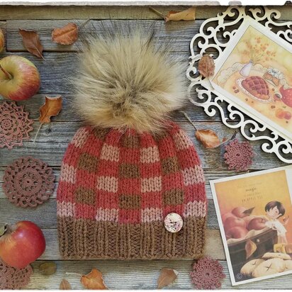 Apple Pie Plaid bulky hat