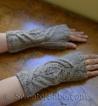 #251 Kiki Fingerless Gloves