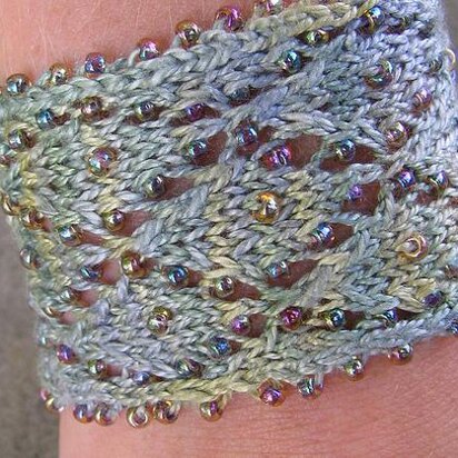 Nelkin Designs Beaded Cuffs PDF