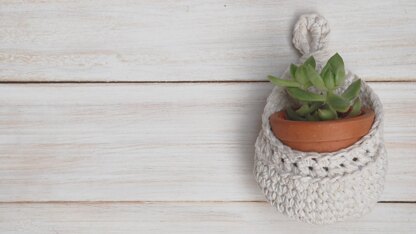 Crochet Hanging Basket