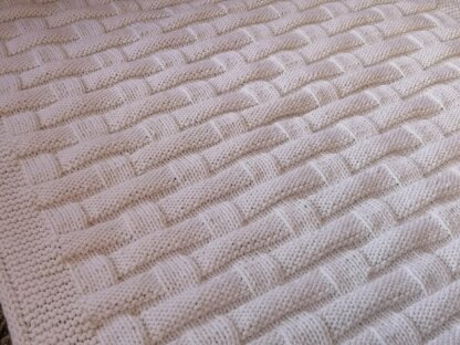 Easy Voluminous Baby Blanket.