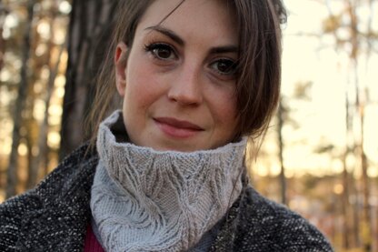 Stone Roots Cowl