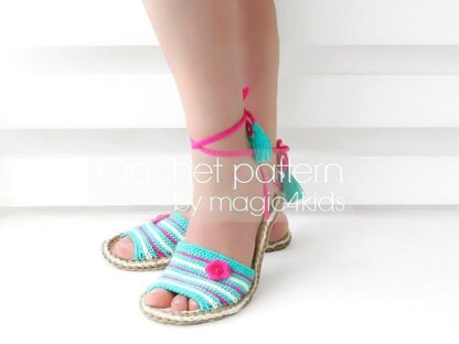 Funny sandals with rope soles