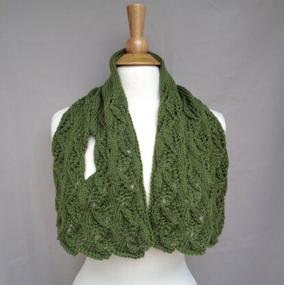 Verna Keyhole Scarf