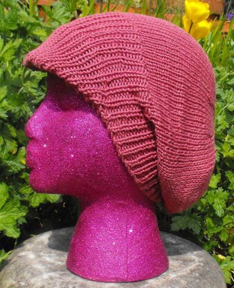 The Smart Peak Slouch Knitting Pattern - Madmonkeyknits