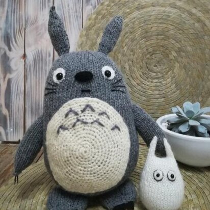 Knitting Pattern -Knit a Totoro with baby