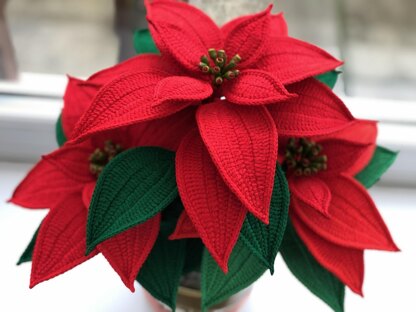 Crochet Poinsettia Pattern