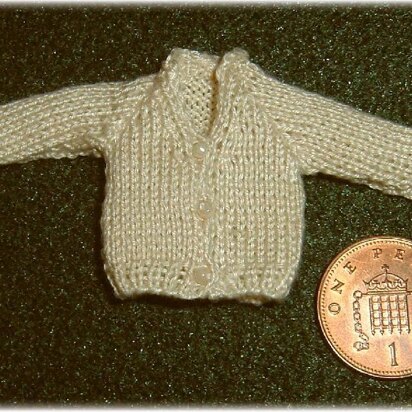 1:12th scale Toddlers or Girls V-neck cardigan